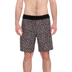 Spodenki kąpielowe męskie Volcom Asphalt Beach. Czarne szorty Volcom, l, bez wzorów, z elastanu. W wyprzedaży za 286.65 zł.