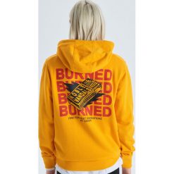 Bluza z kapturem z kolekcji Noble Vandals - Żółty. Bluzy z kapturem marki Cropp. Za 129.99 zł.