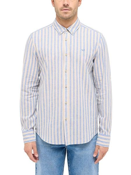 Mustang Koszula w kolorze błękitnym rozmiar: M. Niebieskie koszule Mustang, m, bez wzorów, z bawełny, bez kołnierzyka, bez ramiączek. Za 91.77 zł.