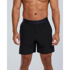 Spodenki treningowe męskie TYR SOL SHORT UNLINED 7". Czarne krótkie spodenki sportowe TYR, m, bez wzorów, sportowe. Za 349.98 zł.