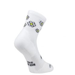 Skarpetki Sporcks Marguerite. Białe skarpety SPORCKS, bez wzorów, z nylonu. Za 154.00 zł.