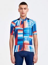 Craft Koszulka kolarska "ADV Endur Graphic" w kolorze niebiesko-czerwonym rozmiar: L. Czerwone t-shirty sportowe Craft, bez wzorów, z materiału, bez ramiączek, rowerowe. Za 173.99 zł.