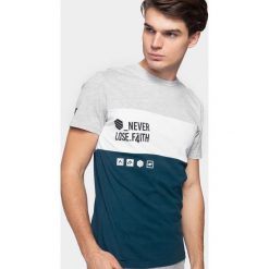 T-shirt męski TSM205 - chłodny jasny szary melanż. T-shirty marki 4F. W wyprzedaży za 49.99 zł.