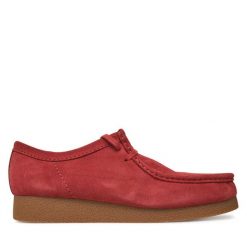 Półbuty Clarks. Czerwone eleganckie półbuty Clarks, bez wzorów, bez obcasa, bez zapięcia. Za 429.99 zł.