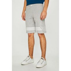 Adidas Originals - Szorty. Szorty marki adidas Originals. Za 169.90 zł.