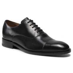 Półbuty JOOP!. Czarne eleganckie półbuty JOOP!, bez wzorów, bez obcasa, bez zapięcia. Za 919.99 zł.