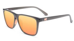 Okulary przeciwsłoneczne dla dorosłych - kategoria 3 z polaryzacją - Jelly Grey. Szare okulary przeciwsłoneczne KNOCKAROUND, prostokątne. Za 186.15 zł.