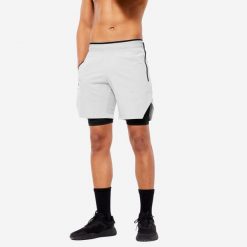 Spodenki fitness cardio męskie Domyos. Czarne szorty DOMYOS, l, bez wzorów, z elastanu, sportowe. W wyprzedaży za 69.99 zł.
