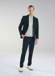 PAKO LORENTE – Wełniane zielone spodnie garniturowe. Zielone garnitury Pako Lorente, m, bez wzorów, z wełny. Za 549.99 zł.