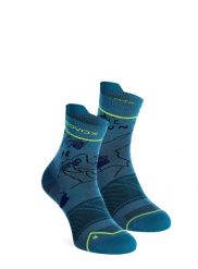 Skarpety merino Ortovox Alpine Light Quarter Socks. Niebieskie skarpetki sportowe ORTOVOX, bez wzorów, z elastanu. Za 94.99 zł.