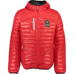 Kurtka przejściowa w kolorze czerwonym. Kurtki marki Geographical Norway Men. W wyprzedaży za 216.95 zł.