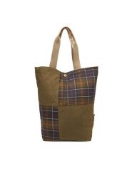 Barbour Torba Transport Patchwork UBA0741GN31 Zielony. Zielone torby na ramię Barbour, bez wzorów, z bawełny, na ramię, bez dodatków. Za 329.99 zł.