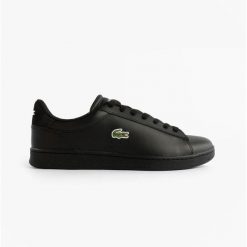 Buty męskie trampki sportowe Lacoste CARNABY SET. Czarne trampki LACOSTE, m, bez wzorów, bez zapięcia. W wyprzedaży za 379.00 zł.