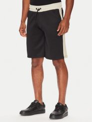Guess Szorty sportowe Z5YD01 KCRU2 Czarny Regular Fit. Czarne krótkie spodenki sportowe Guess, m, z aplikacjami, z syntetyku. Za 349.99 zł.