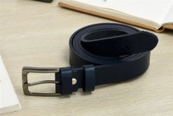 Beltimore skórzany licowy wąski pasek męski granatowy nadwymiar A80 : Kolory - granatowy, Rozmiar pasków - r.140-155 cm. Niebieskie paski bez wzorów. Za 49.90 zł.