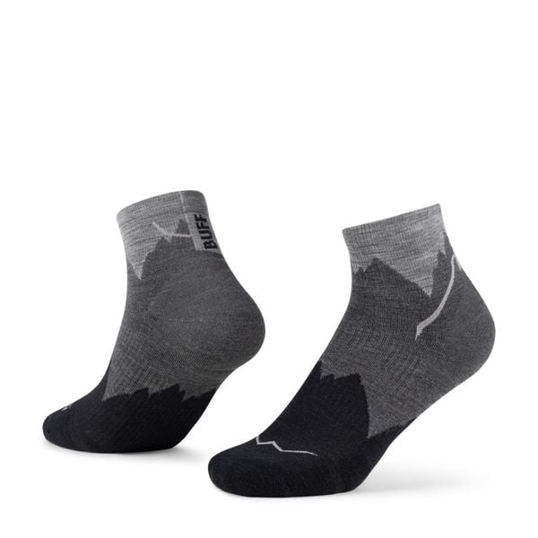 Skarpety turystyczne Buff Merino LIghtweight Quarter Sock LWQ3. Szare skarpety Buff, bez wzorów, z elastanu. Za 99.99 zł.
