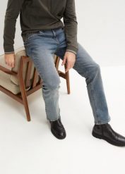 Dżinsy ze stretchem Regular Fit Bootcut. Niebieskie jeansy bonprix, m. Za 169.99 zł.