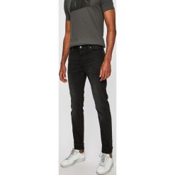 Mustang - Jeansy. Jeansy marki Mustang. Za 269.90 zł.