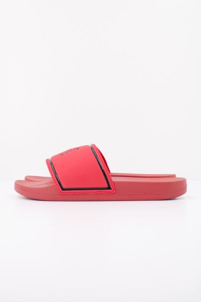 Sandały CRUYFF CC6000211730 Czerwony. Czerwone sandały Cruyff, z gumy, bez zapięcia. Za 152.99 zł.