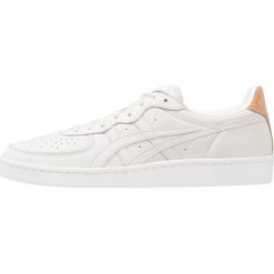 Onitsuka Tiger GSM Sneakersy niskie white. Buty sportowe casual marki Onitsuka Tiger. W wyprzedaży za 407.20 zł.