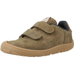 Buty VICTORIA 1370118V BOSCO SERRAJE CONTRASTE Zielony. Zielone buty turystyczne VICTORIA, bez wzorów, z tkaniny, bez zapięcia, trekkingowe. Za 245.99 zł.