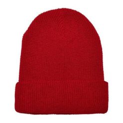 Dzianinowa Czapka Z Recyklingu. Czerwone czapki zimowe FLEXFIT, bez wzorów, z dzianiny. Za 67.99 zł.