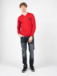 Plein Sport Sweter "Merino" | MVPS90252 | Mężczyzna | Czerwony. Czerwone swetry nierozpinane Plein Sport, l, bez wzorów, z wełny, bez kołnierzyka, bez ramiączek. W wyprzedaży za 449.00 zł.