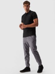 4F Spodnie casual joggery męskie - szare L. Szare joggery i bojówki 4F, na co dzień, l, bez wzorów, z bawełny, casualowe. W wyprzedaży za 99.99 zł.