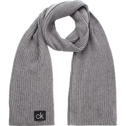 Szal CALVIN KLEIN - Basic Rib Scarf K50K504089 013. Szare szaliki CALVIN KLEIN, bez wzorów, z bawełny. W wyprzedaży za 199.00 zł.