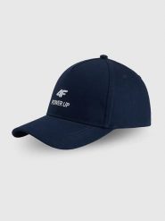 4F Czapka w kolorze granatowym rozmiar: S/M. Niebieskie czapki z daszkiem 4F, bez wzorów, z bawełny. Za 57.06 zł.