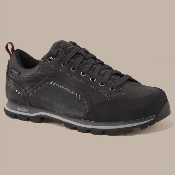 Buty trailowe Craghoppers Onega 2. Czarne buty turystyczne Craghoppers, bez wzorów, z gumy, bez zapięcia, do biegania. Za 647.20 zł.