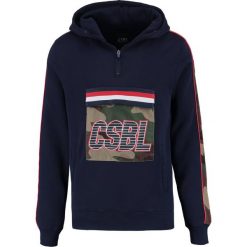 Cayler & Sons BUCKTOWN Bluza z kapturem navy. Bluzy z kapturem marki Cayler & Sons, m, z bawełny, z kapturem. W wyprzedaży za 215.40 zł.