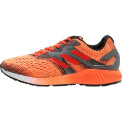 Adidas Performance AEROBOUNCE Obuwie do biegania treningowe soft orange/hiresolution red/night metallic. Buty do biegania marki adidas Performance. W wyprzedaży za 359.20 zł.