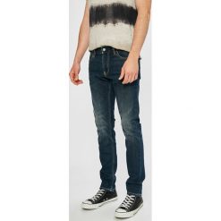DC - Jeansy Worker. Jeansy marki DC. W wyprzedaży za 249.90 zł.