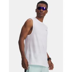 Koszulka do biegania męska Under Armour Velociti Tank. Białe buty do biegania Under Armour, bez wzorów, bez zapięcia, do biegania. Za 149.99 zł.