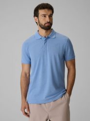 4F Koszulka polo regular męska - niebieska L. Niebieskie koszulki polo 4F, l, bez wzorów, z bawełny, bez kołnierzyka, bez ramiączek. Za 129.99 zł.