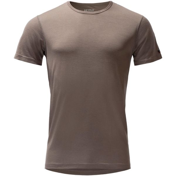Koszulka termoaktywna Devold Breeze Merino 150 T-Shirt. Brązowe bielizna termoaktywna Devold, m, bez wzorów, z materiału, bez ramiączek, outdoorowe. Za 351.99 zł.