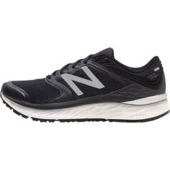 New Balance FRESH FOAM 1080 Obuwie do biegania treningowe black/white. Buty do biegania marki New Balance. W wyprzedaży za 535.20 zł.