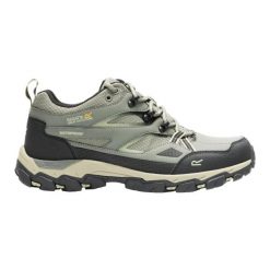 Buty trekkingowe Regatta Holcombe III. Zielone buty turystyczne Regatta, bez wzorów, z materiału, bez zapięcia, trekkingowe. Za 310.00 zł.