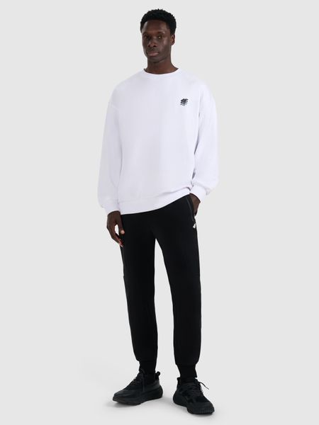 4F Spodnie dresowe joggery męskie - czarne M. Czarne joggery i bojówki 4F, m, bez wzorów, z dresówki. Za 159.99 zł.