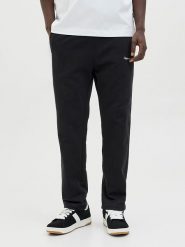 Jack & Jones Spodnie dresowe w kolorze czarnym rozmiar: M. Czarne spodnie treningowe długie Jack & Jones, m, bez wzorów, z dresówki. Za 114.44 zł.