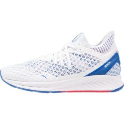 Puma IGNITE NETFIT Obuwie do biegania treningowe white/lapis blue/toreador. Buty do biegania marki Puma. W wyprzedaży za 384.30 zł.