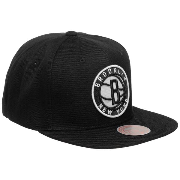 Mitchell & Ness czapka z daszkiem NBA Brooklyn Nets NBA Team Ground 2.0. Czarne czapki z daszkiem Mitchell & Ness, bez wzorów, z materiału. Za 149.00 zł.