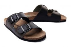 DR. BRINKMANN 601005-1 schwarz/multi, klapki profilaktyczne męskie. Czarne klapki Dr. Brinkmann. Za 163.92 zł.