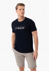 T-shirt z napisem T-RIZ. Niebieskie t-shirty Volcano, l, bez wzorów, z bawełny, bez kołnierzyka, bez ramiączek. Za 59.99 zł.