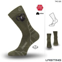 Skarpety funkcyjne TCM. Zielone skarpetki sportowe LASTING, bez wzorów, z elastanu. Za 51.00 zł.