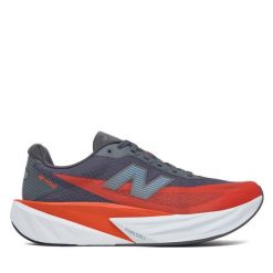 Buty do biegania New Balance. Buty do biegania New Balance, bez wzorów, bez zapięcia, do biegania. Za 699.99 zł.