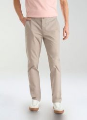 PAKO LORENTE – Męskie spodnie w kolorze beżowym P24SF-WX-001-E-S- Pako Lorente. Brązowe spodnie materiałowe Pako Lorente, na co dzień, l, bez wzorów, z bawełny, casualowe. Za 149.99 zł.