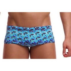 Trunki męskie Funky Trunks Jack Stack - sidewinder. Niebieskie odzież kąpielowa Funky Trunks, m, bez wzorów, sportowe. Za 159.00 zł.