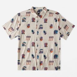 Koszula Billabong DJ Javier Turn The Tide beżowa. Brązowe koszule Billabong, bez wzorów, bez kołnierzyka, bez ramiączek. Za 236.84 zł.